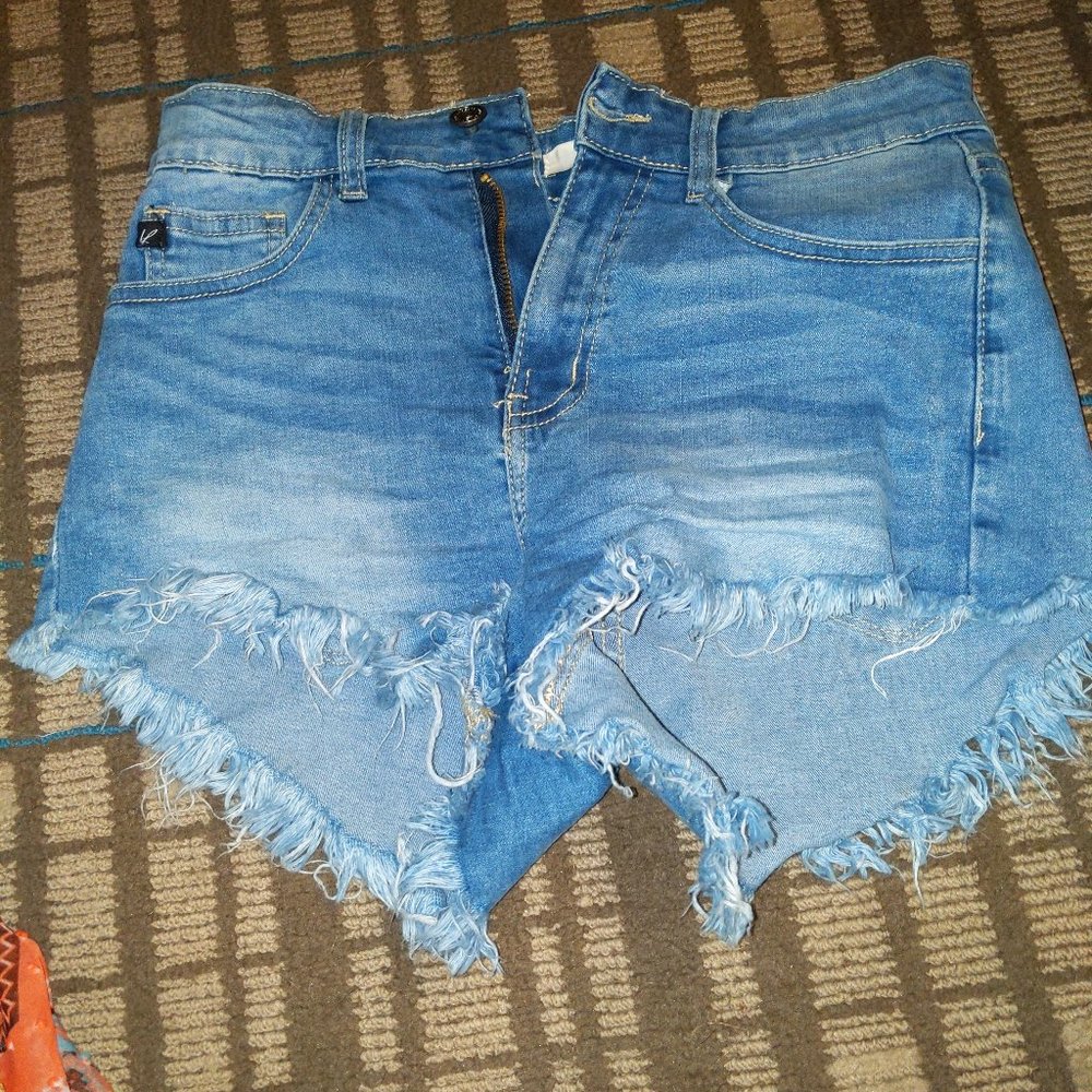 Bluejean cut off shorts